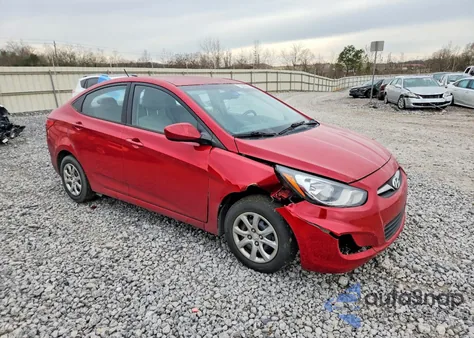 2013 Hyundai Accent Gls z USA, uszkodzony, nr VIN KMHCT4AE2DU526193